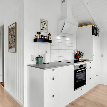 Сasa de vacaciones Ilsi - 1-5km From The Sea By Interhome
